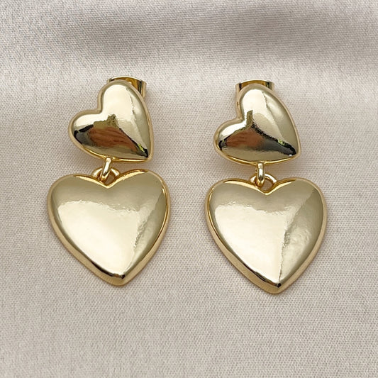 Oro Laminado Stud Earring, Gold Filled Style Heart Design, Polished, Golden Finish