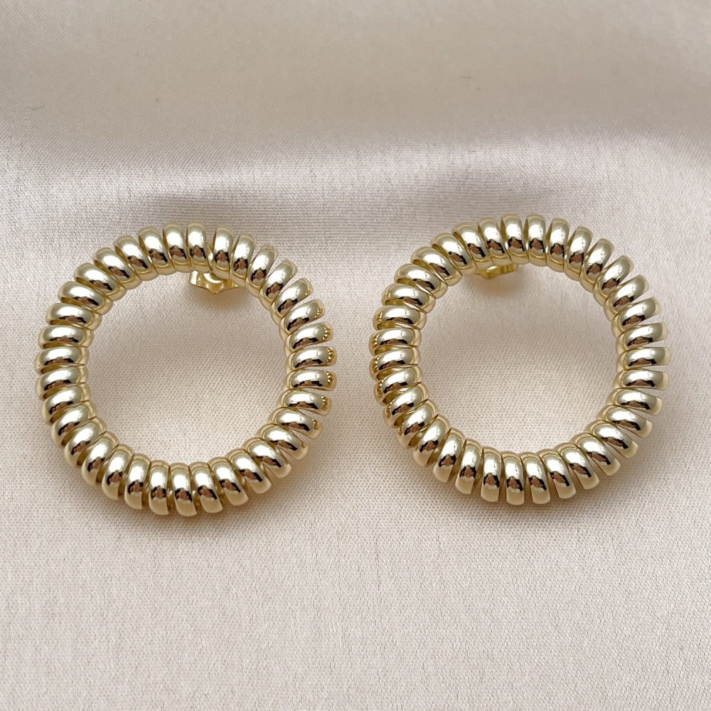 Oro Laminado Stud Earring, Gold Filled Style Twist Design, Polished, Golden Finish