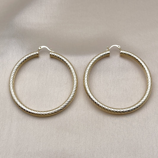 Oro Laminado Large Hoop, Gold Filled Style Hollow Design, Diamond Cutting Finish, Golden Finish