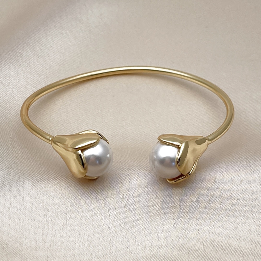 Oro Laminado Individual Bangle, Gold Filled Style Flower and Ball Design, with Ivory Pearl, Polished, Golden Finish
