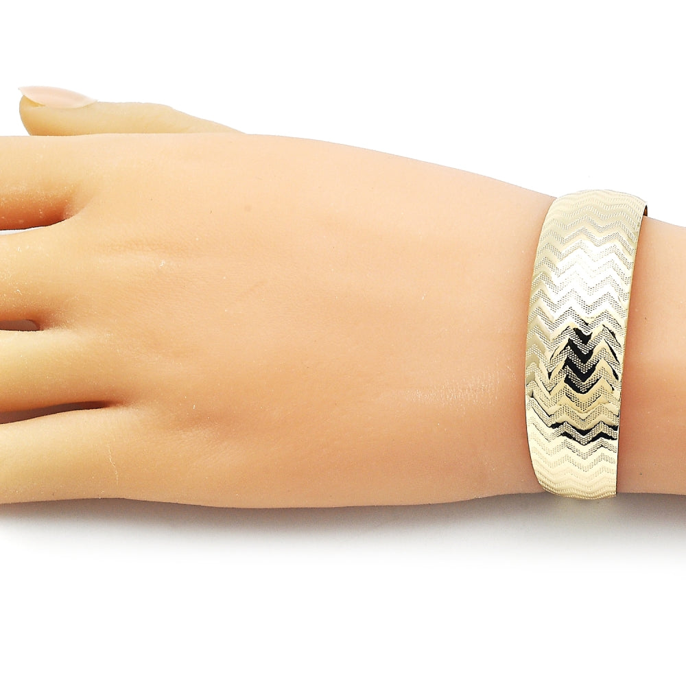 Oro Laminado Individual Bangle, Gold Filled Style Polished, Golden Finish