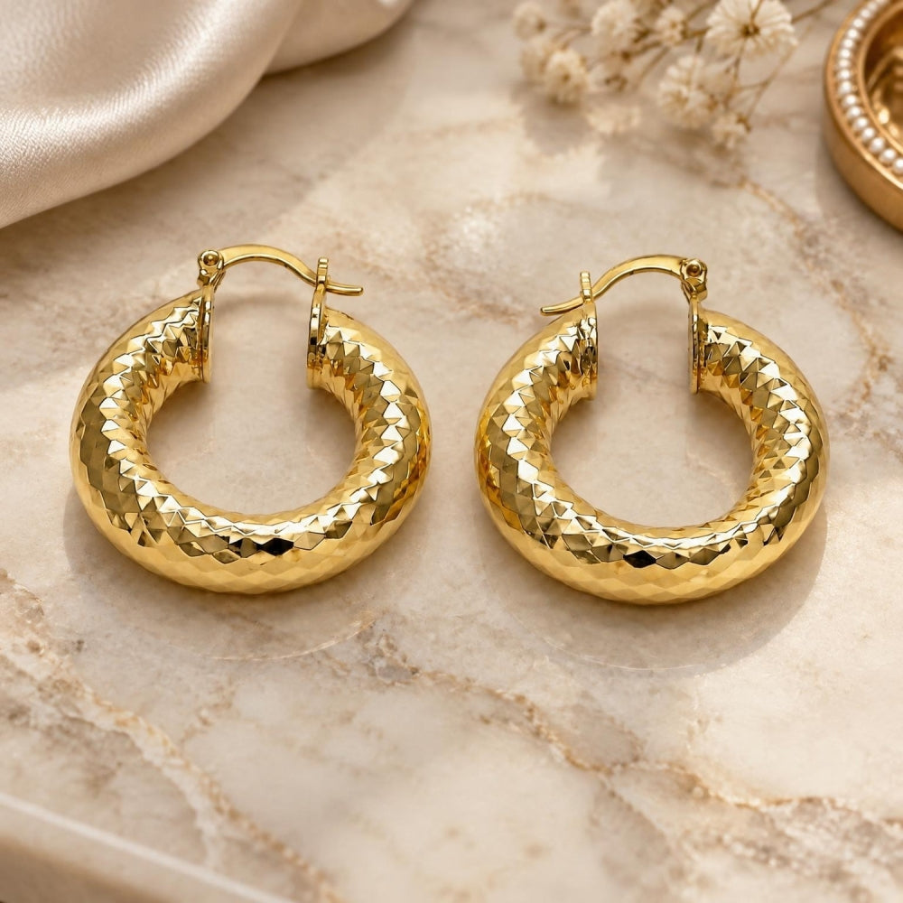 Oro Laminado Medium Hoop, Gold Filled Style Hollow Design, Diamond Cutting Finish, Golden Finish