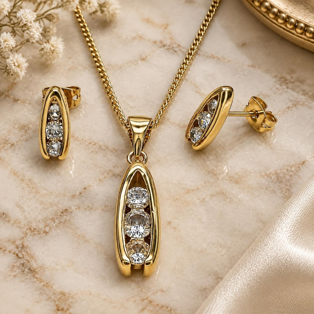 Oro Laminado Earring and Pendant Adult Set, Gold Filled Style Horseshoe Design, with White Cubic Zirconia, Polished, Golden Finish