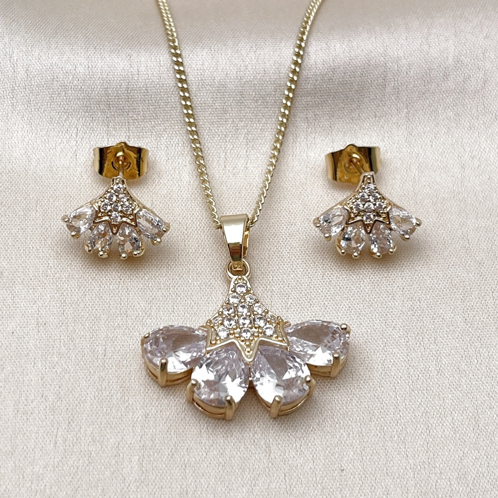 Oro Laminado Earring and Pendant Adult Set, Gold Filled Style Teardrop Design, with White Cubic Zirconia, Polished, Golden Finish