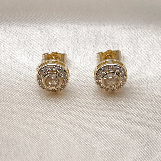 Oro Laminado Stud Earring, Gold Filled Style Cluster Design, with White Cubic Zirconia, Polished, Golden Finish