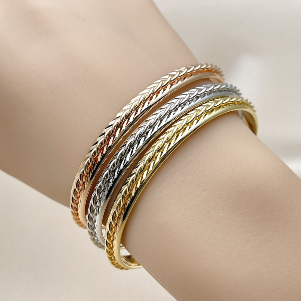 Oro Laminado Trio Bangle, Gold Filled Style Twist Design, Polished, Tricolor