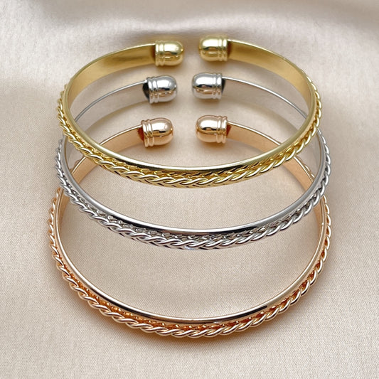 Oro Laminado Trio Bangle, Gold Filled Style Twist Design, Polished, Tricolor