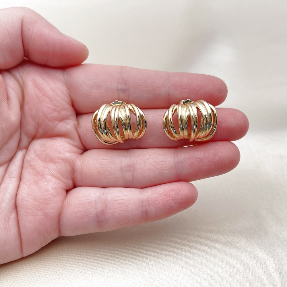 Oro Laminado Stud Earring, Gold Filled Style Twist Design, Polished, Golden Finish
