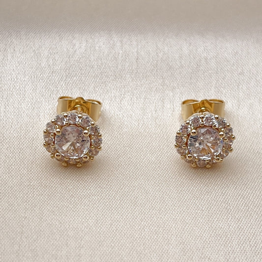 Oro Laminado Stud Earring, Gold Filled Style Cluster Design, with White Cubic Zirconia, Polished, Golden Finish