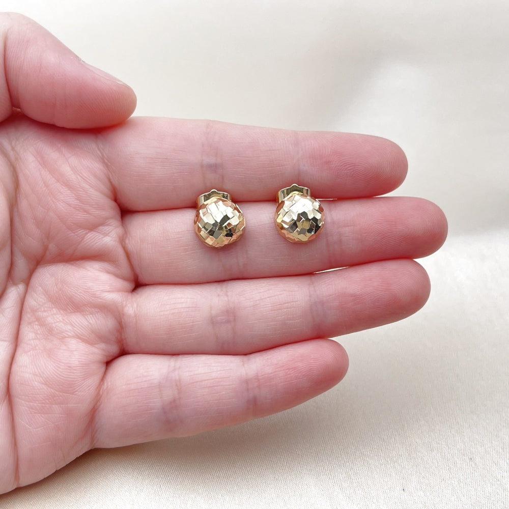 Oro Laminado Stud Earring, Gold Filled Style Diamond Cutting Finish, Golden Finish