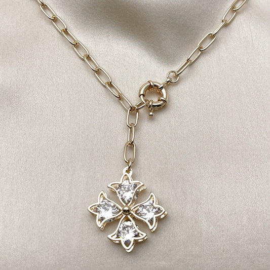 Oro Laminado Pendant Necklace, Gold Filled Style Four-leaf Clover and Flower Design, with White Crystal, Polished, Golden Finish
