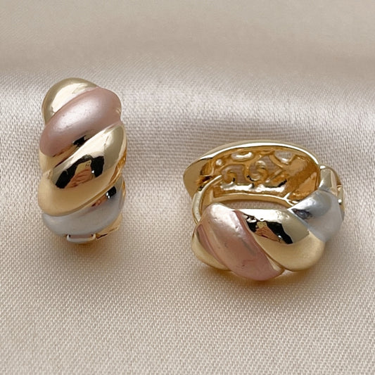 Oro Laminado Huggie Hoop, Gold Filled Style Twist Design, Polished, Tricolor