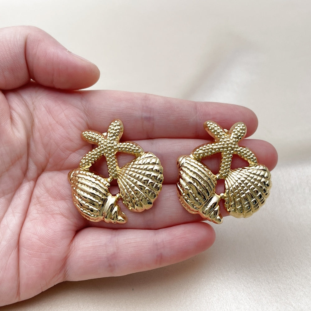 Oro Laminado Stud Earring, Gold Filled Style Star and Shell Design, Polished, Golden Finish