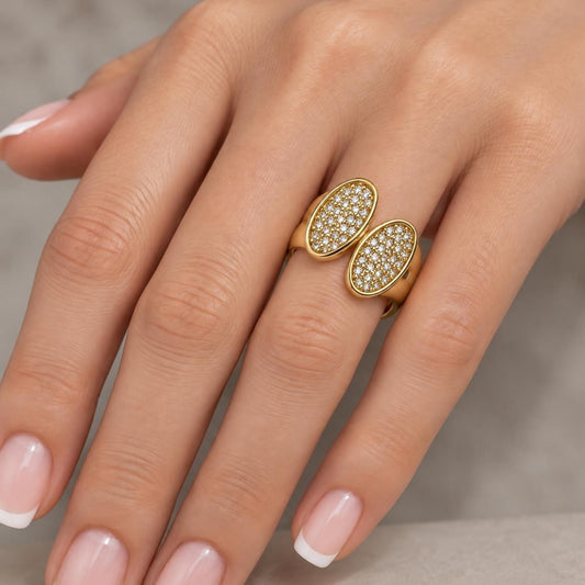 Oro Laminado Multi Stone Ring, Gold Filled Style with White Cubic Zirconia, Polished, Golden Finish