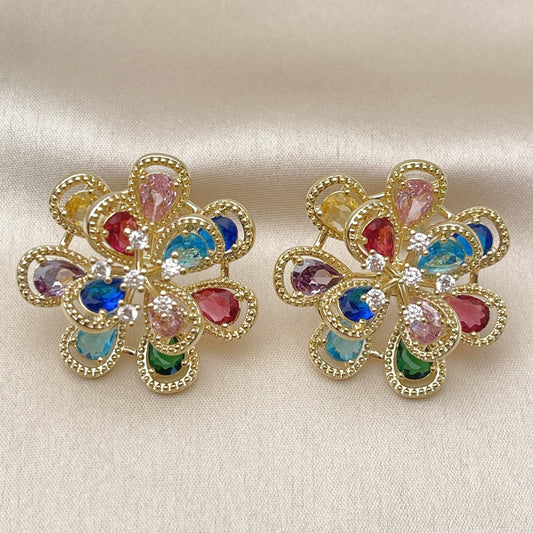 Oro Laminado Stud Earring, Gold Filled Style Flower and Teardrop Design, with Multicolor and White Cubic Zirconia, Diamond Cutting Finish, Golden Finish