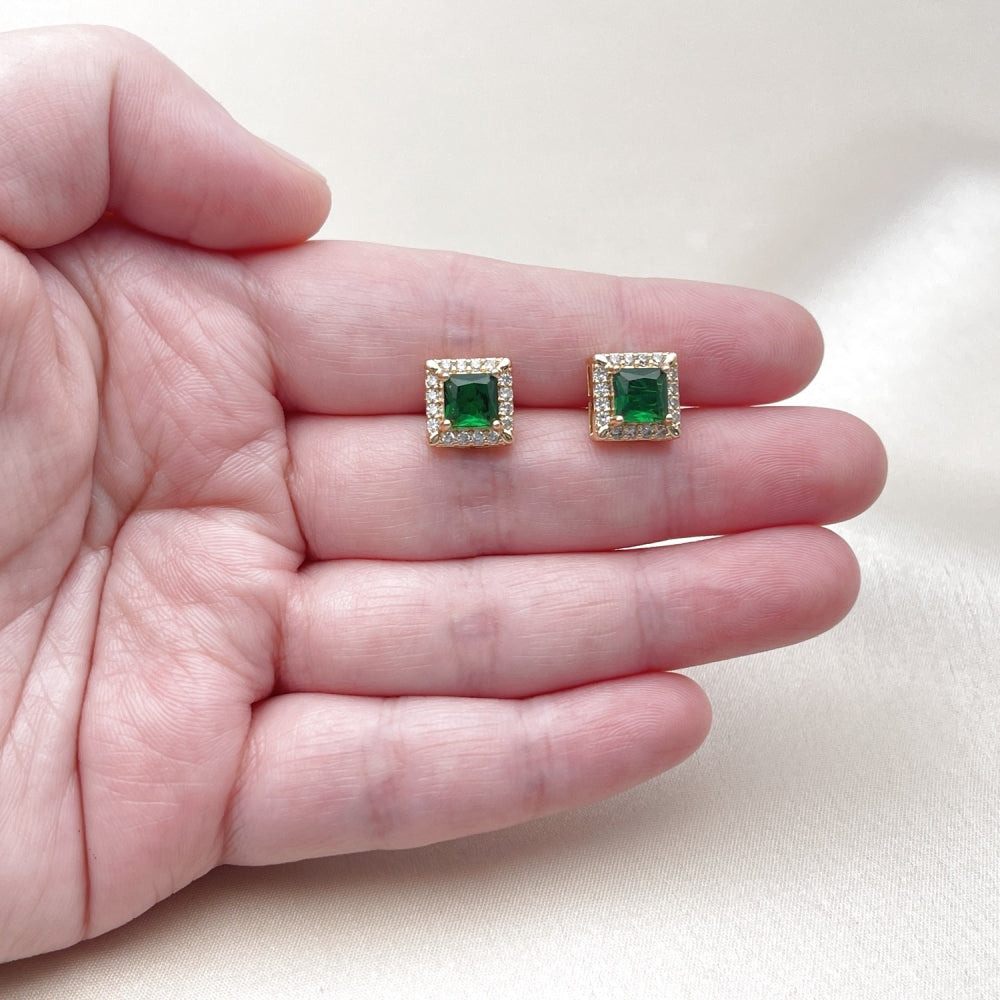 Oro Laminado Stud Earring, Gold Filled Style Cluster Design, with Green and White Cubic Zirconia, Polished, Golden Finish