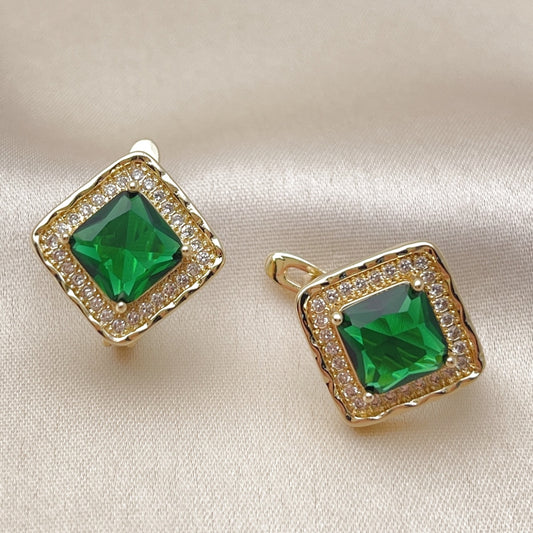 Oro Laminado Leverback Earring, Gold Filled Style Cluster Design, with Green Cubic Zirconia and White Micro Pave, Polished, Golden Finish