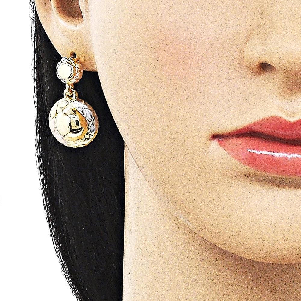 Oro Laminado Stud Earring, Gold Filled Style Diamond Cutting Finish, Tricolor