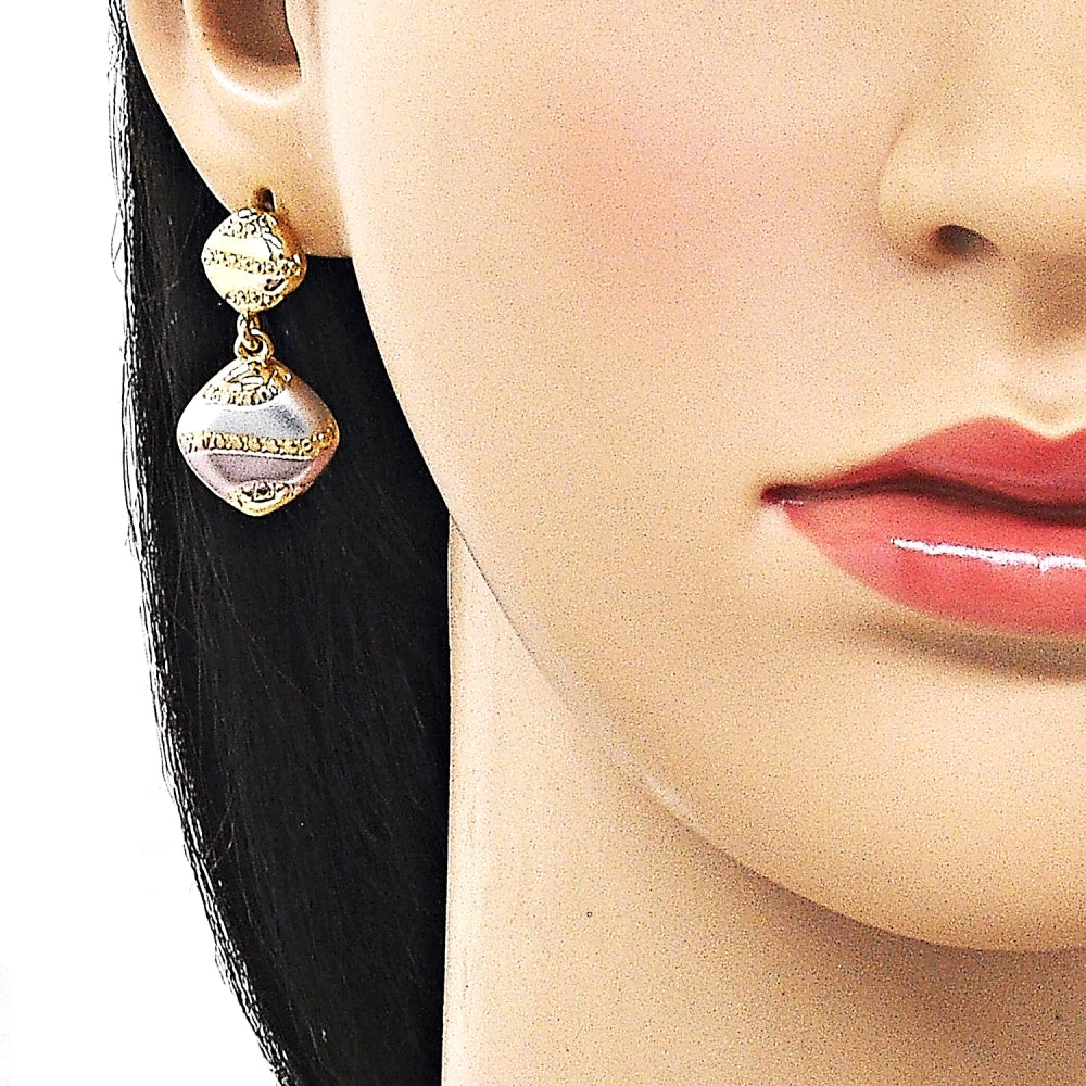Oro Laminado Stud Earring, Gold Filled Style Polished, Tricolor