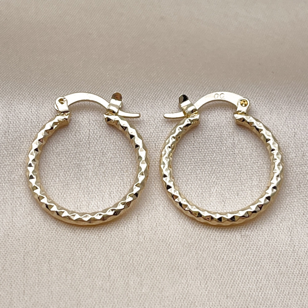 Oro Laminado Small Hoop, Gold Filled Style Diamond Cutting Finish, Golden Finish