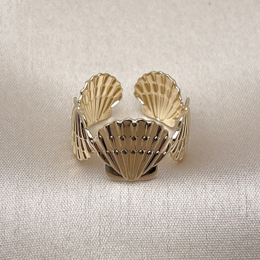 Oro Laminado Elegant Ring, Gold Filled Style Shell Design, Polished, Golden Finish