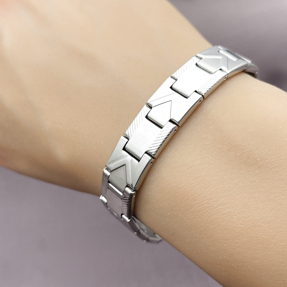 Stainless Steel Solid Bracelet, Arrow Design, Polished, Steel Finish