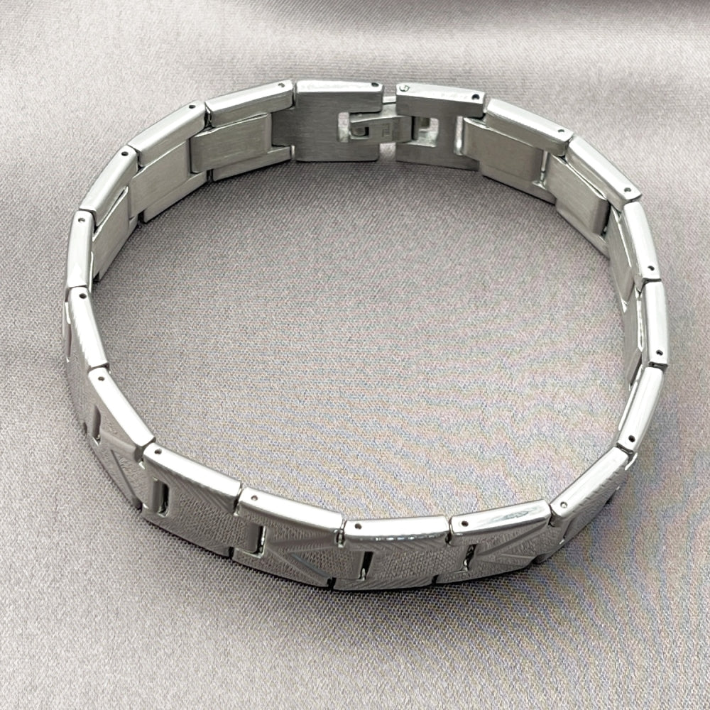 Stainless Steel Solid Bracelet, Arrow Design, Polished, Steel Finish