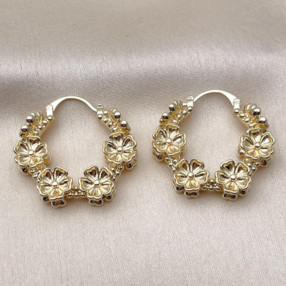 Oro Laminado Medium Hoop, Gold Filled Style Flower Design, Polished, Golden Finish