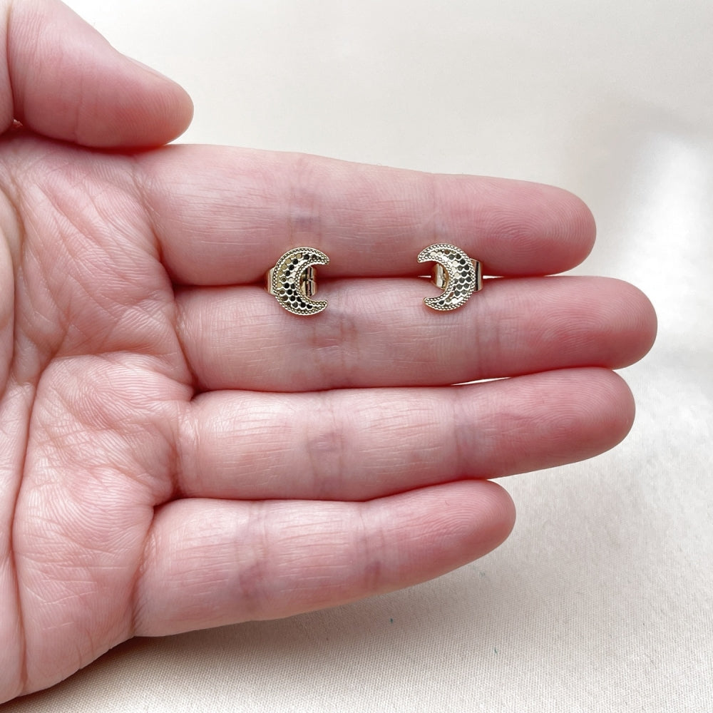 Oro Laminado Stud Earring, Gold Filled Style Moon Design, Diamond Cutting Finish, Golden Finish