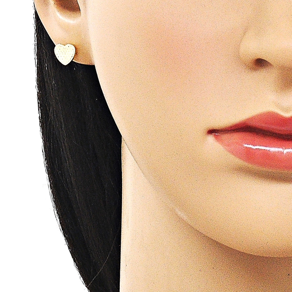 Oro Laminado Stud Earring, Gold Filled Style Heart Design, Diamond Cutting Finish, Golden Finish