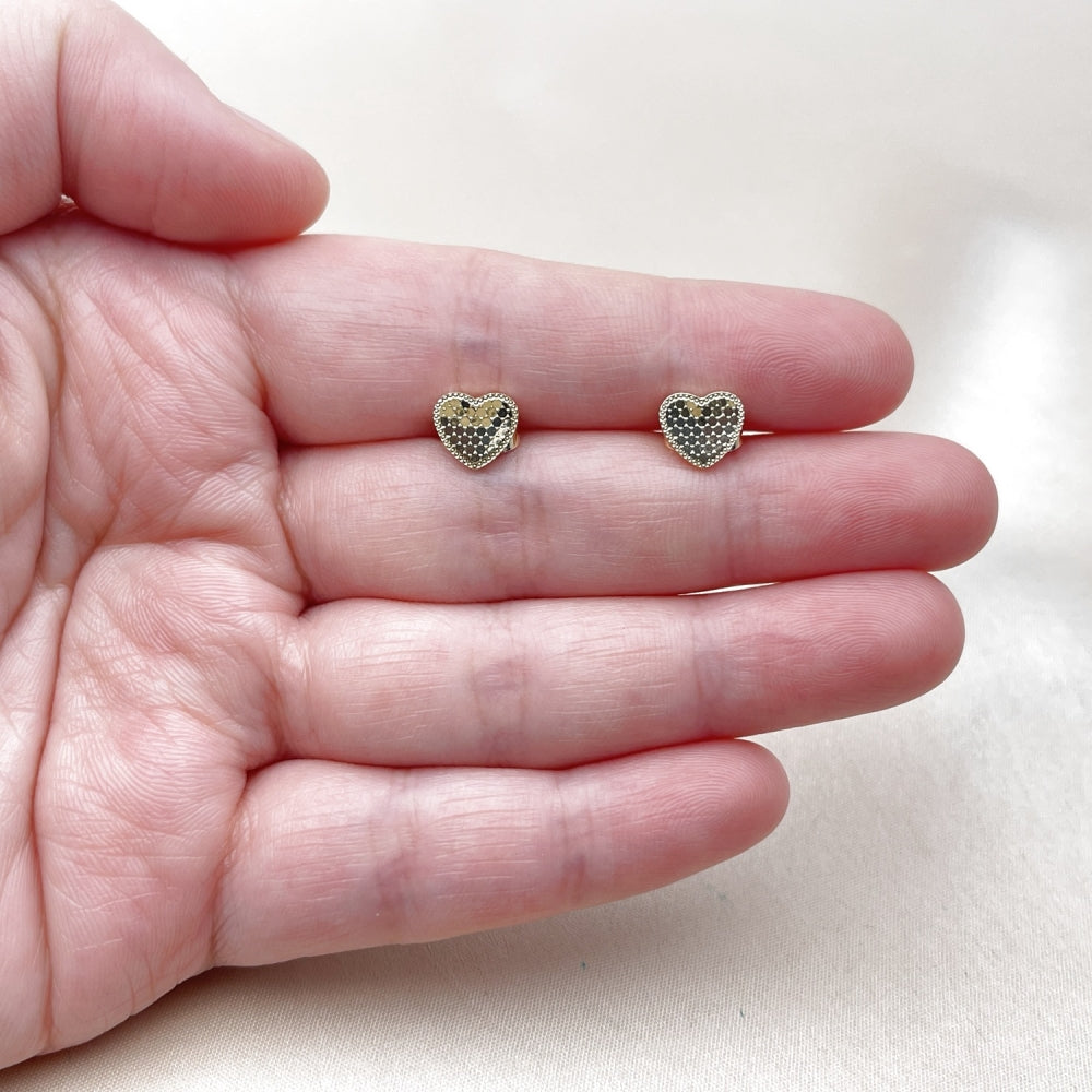Oro Laminado Stud Earring, Gold Filled Style Heart Design, Diamond Cutting Finish, Golden Finish