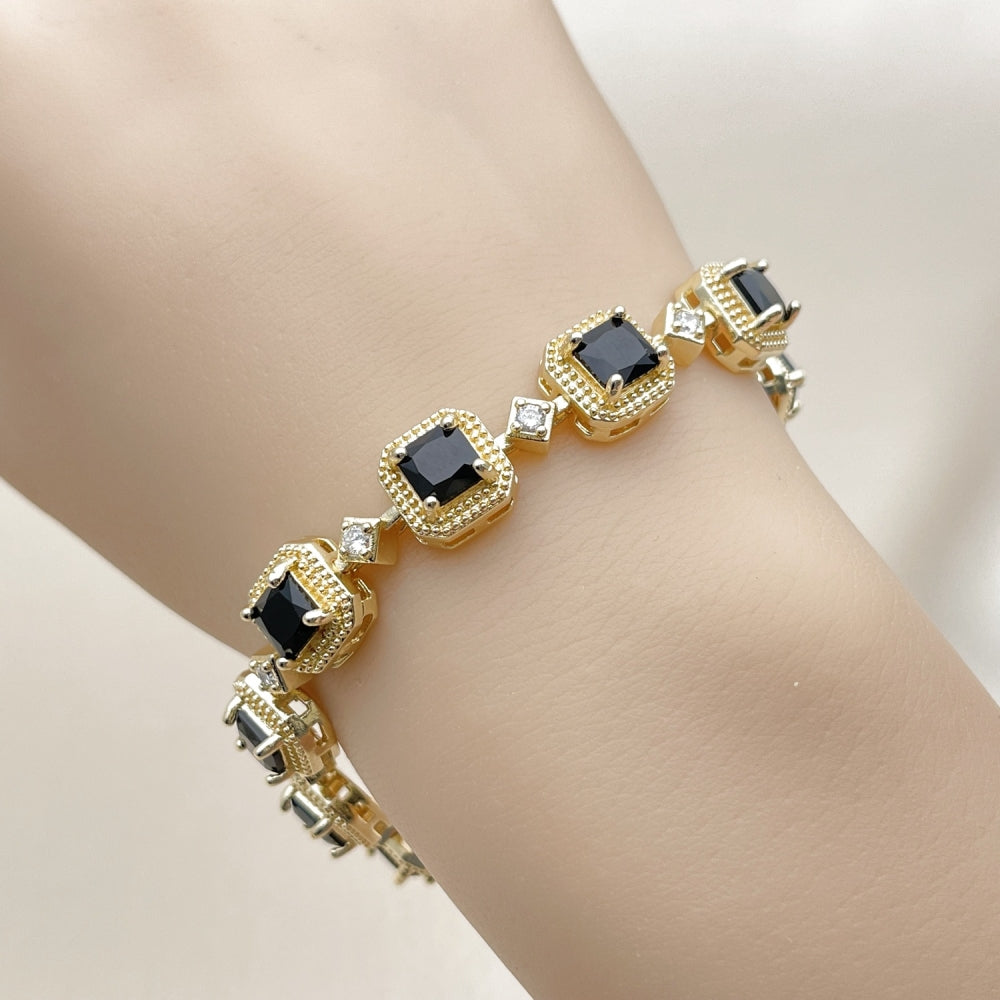 Oro Laminado Tennis Bracelet, Gold Filled Style Cluster Design, with Black and White Cubic Zirconia, Matte Finish, Golden Finish