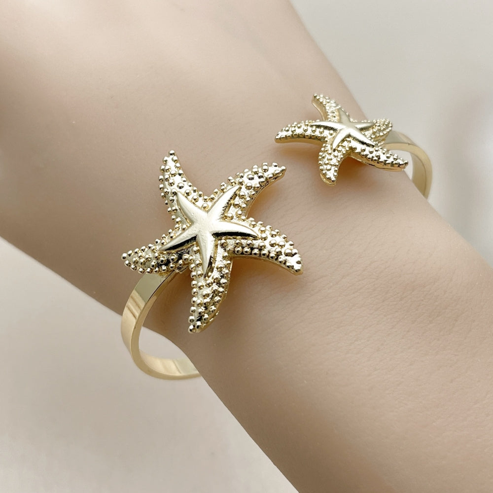 Oro Laminado Individual Bangle, Gold Filled Style Star Design, Polished, Golden Finish