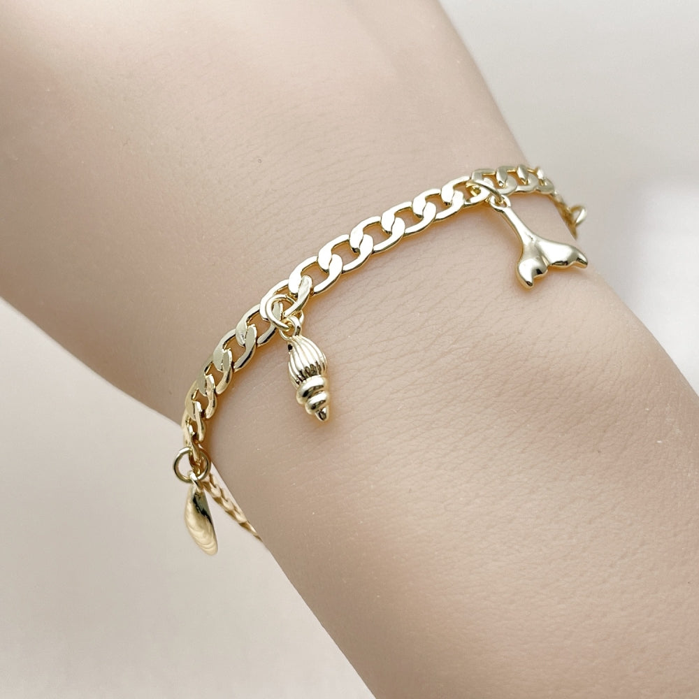 Oro Laminado Charm Bracelet, Gold Filled Style Shell and Snail Design, Polished, Golden Finish