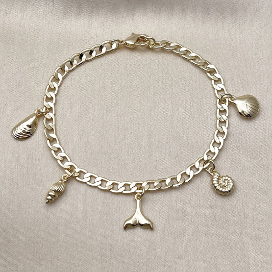 Oro Laminado Charm Bracelet, Gold Filled Style Shell and Snail Design, Polished, Golden Finish