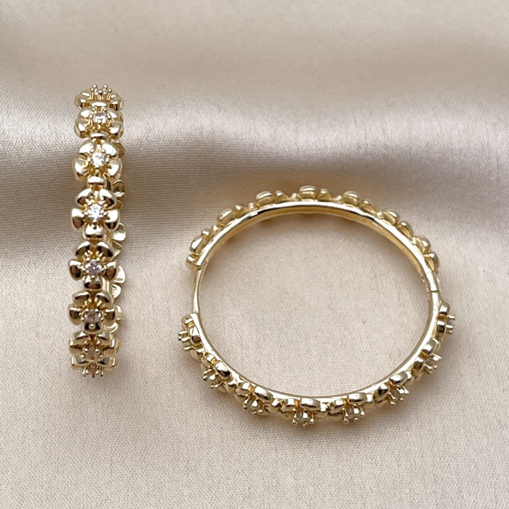 Oro Laminado Huggie Hoop, Gold Filled Style Flower Design, with White Cubic Zirconia, Polished, Golden Finish