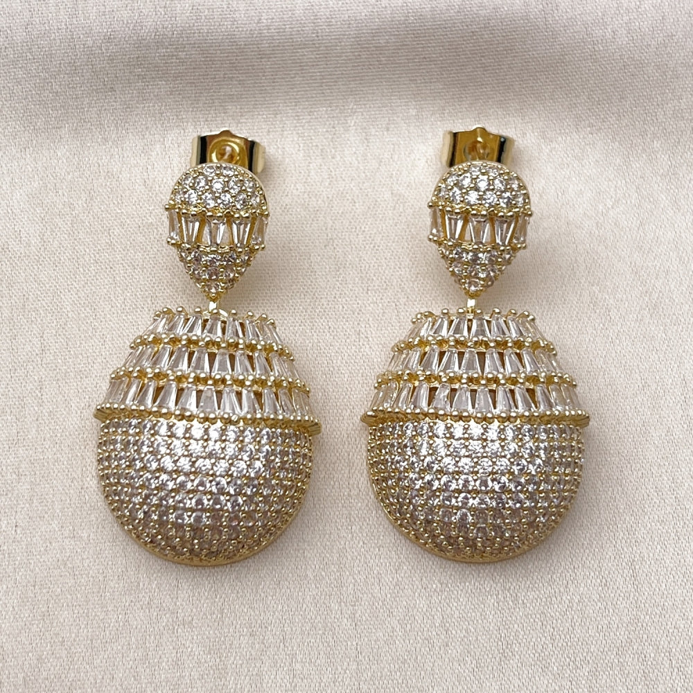 Oro Laminado Dangle Earring, Gold Filled Style Teardrop and Baguette Design, with White Cubic Zirconia, Polished, Golden Finish