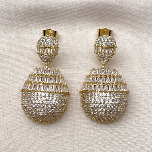 Oro Laminado Dangle Earring, Gold Filled Style Teardrop and Baguette Design, with White Cubic Zirconia, Polished, Golden Finish