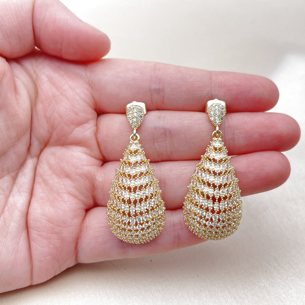 Oro Laminado Dangle Earring, Gold Filled Style Teardrop Design, with White Cubic Zirconia, Polished, Golden Finish
