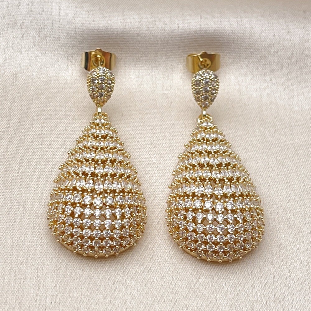 Oro Laminado Dangle Earring, Gold Filled Style Teardrop Design, with White Cubic Zirconia, Polished, Golden Finish