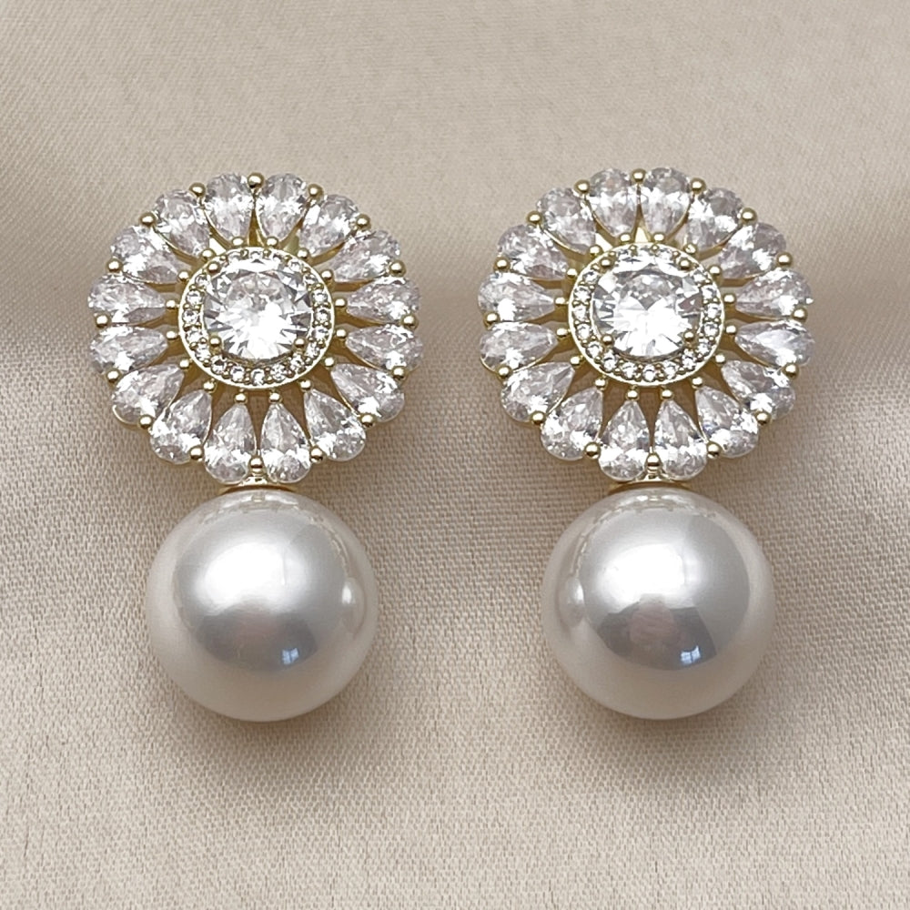 Oro Laminado Stud Earring, Gold Filled Style Ball and Cluster Design, with White Cubic Zirconia and Ivory Pearl, Polished, Golden Finish