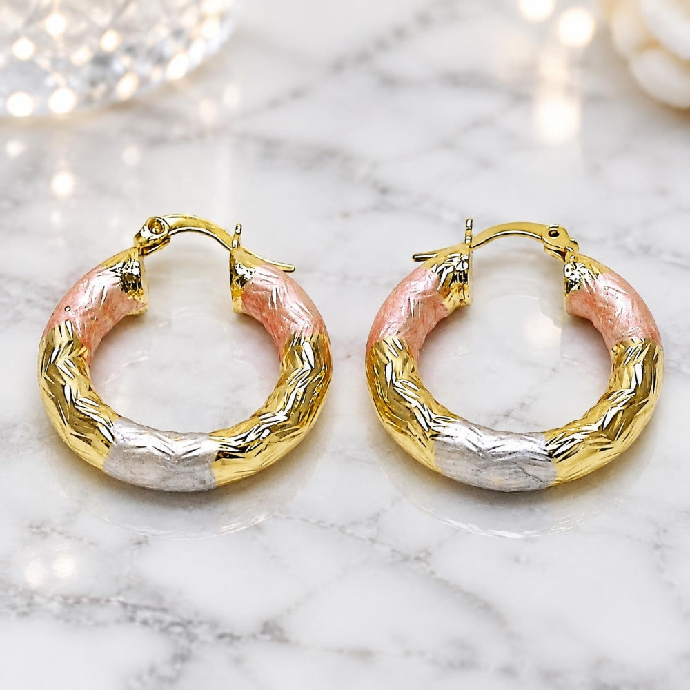 Oro Laminado Medium Hoop, Gold Filled Style Hollow Design, Diamond Cutting Finish, Tricolor