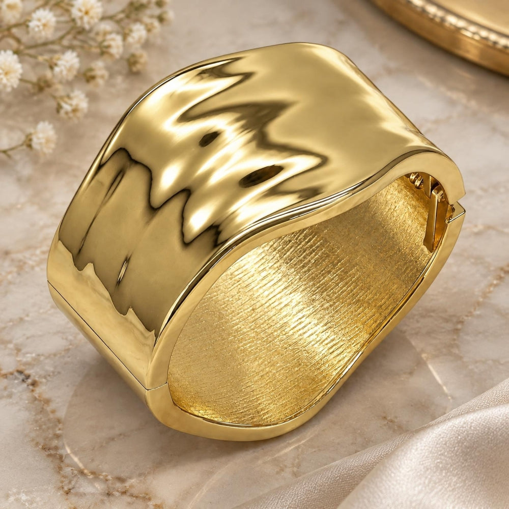 Oro Laminado Individual Bangle, Gold Filled Style Polished, Golden Finish