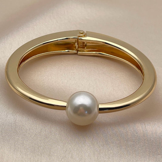 Oro Laminado Individual Bangle, Gold Filled Style Ball Design, with Ivory Pearl, Polished, Golden Finish