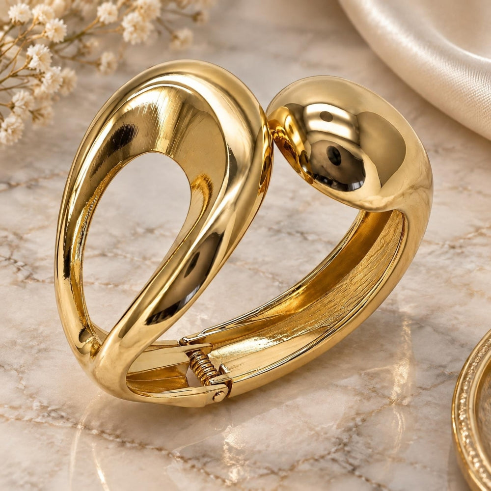 Oro Laminado Individual Bangle, Gold Filled Style Teardrop Design, Polished, Golden Finish