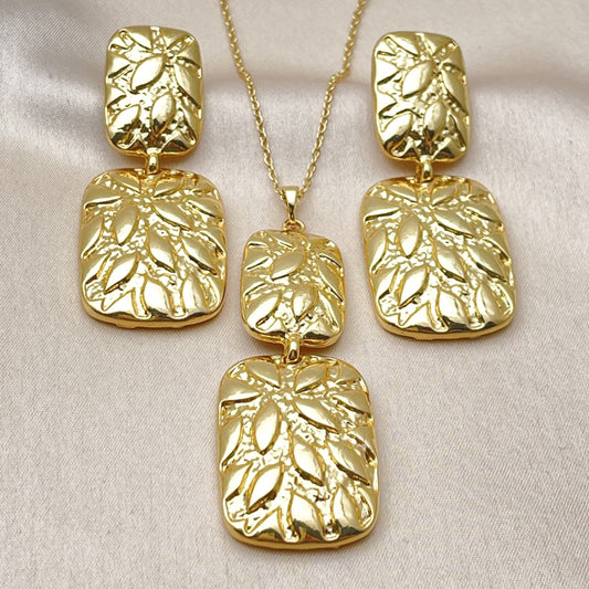 Oro Laminado Earring and Pendant Adult Set, Gold Filled Style Polished, Golden Finish