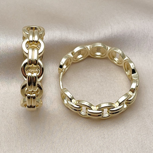 Oro Laminado Huggie Hoop, Gold Filled Style Belt Buckle Design, Polished, Golden Finish