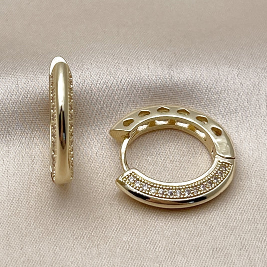 Oro Laminado Huggie Hoop, Gold Filled Style Heart Design, with White Micro Pave, Polished, Golden Finish