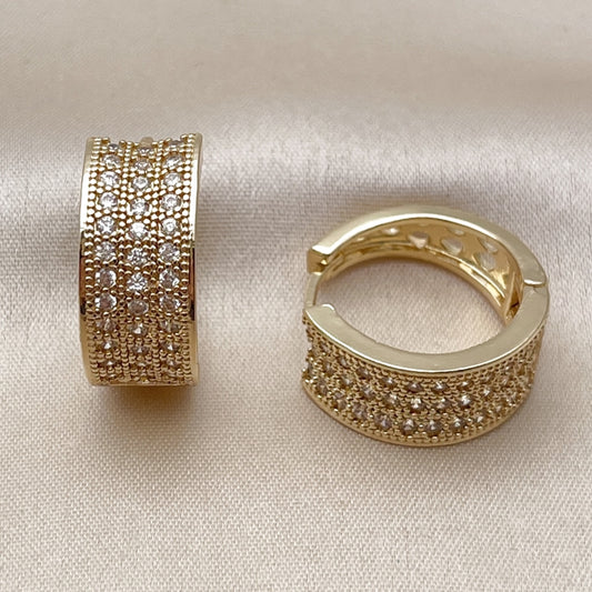 Oro Laminado Huggie Hoop, Gold Filled Style Teardrop Design, with White Cubic Zirconia, Polished, Golden Finish