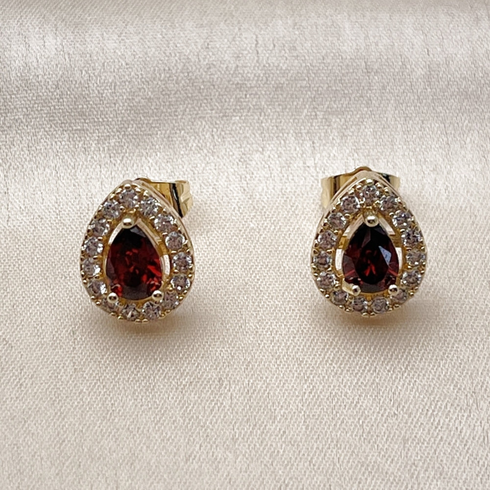 Oro Laminado Stud Earring, Gold Filled Style Teardrop and Cluster Design, with Garnet and White Cubic Zirconia, Polished, Golden Finish